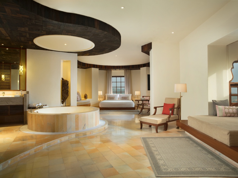 Alila Fort Bishangarh Regal Suite with Jacuzzi