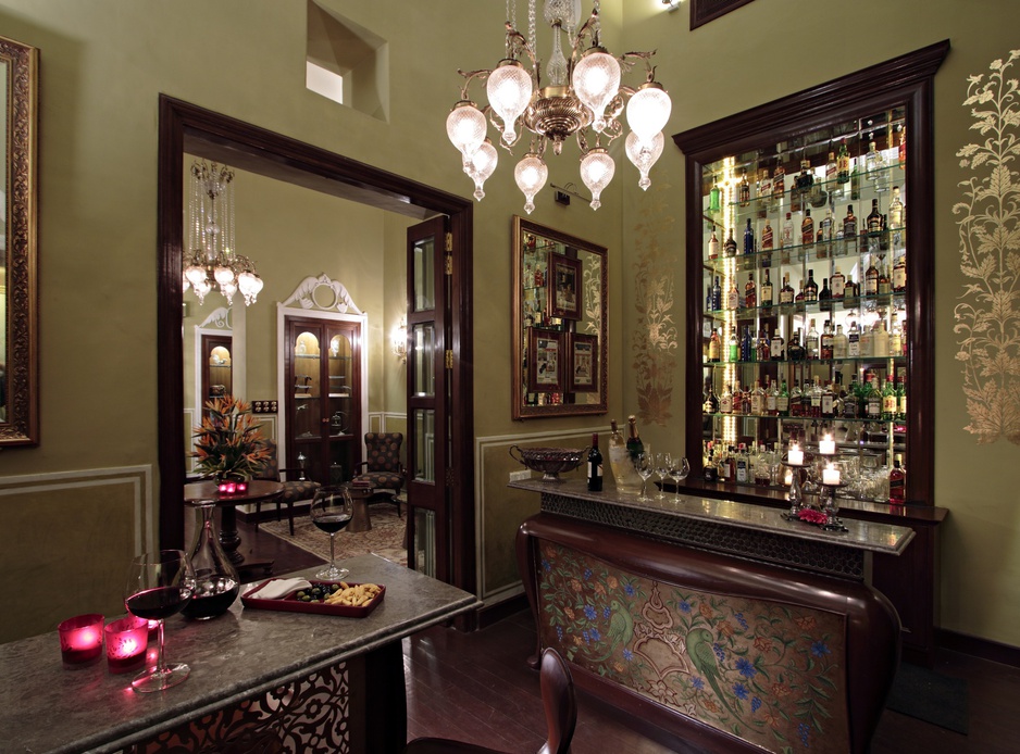 Samode Haveli bar