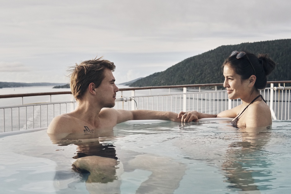 DFDS ferry outdoor jacuzzi with sea view