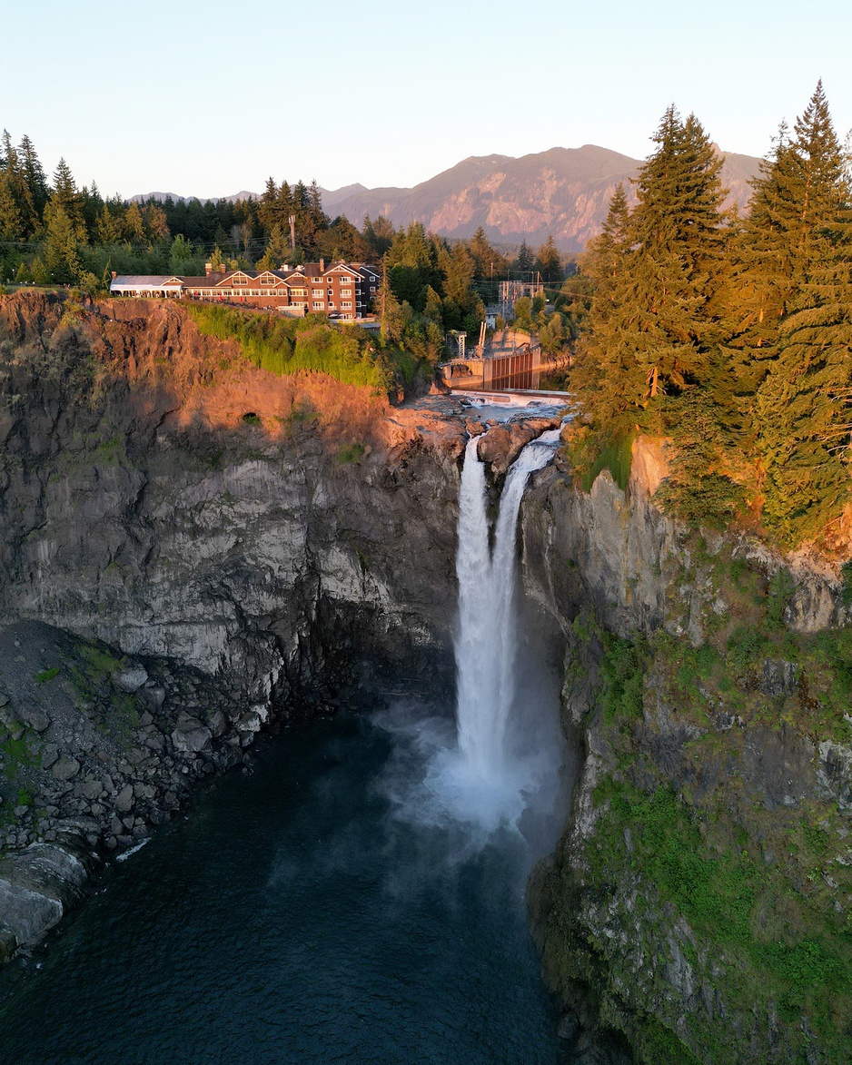 Salish Lodge & Spa - The Twin Peaks Hotel