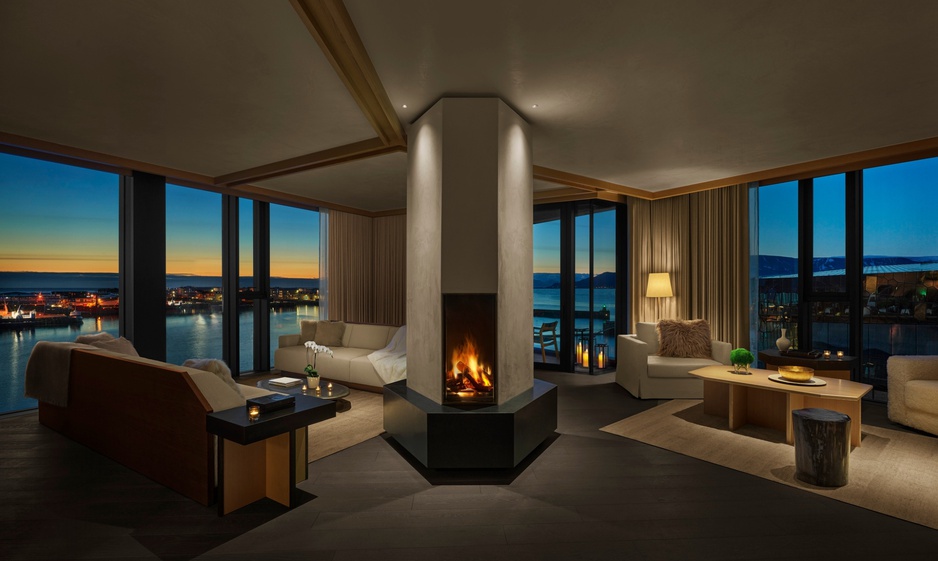 The Reykjavík EDITION Lounge With Fireplace