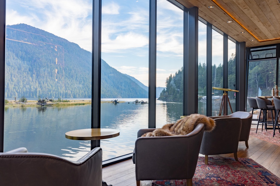 Clayoquot Wilderness Resort Ivanhoe Waterfront Lounge