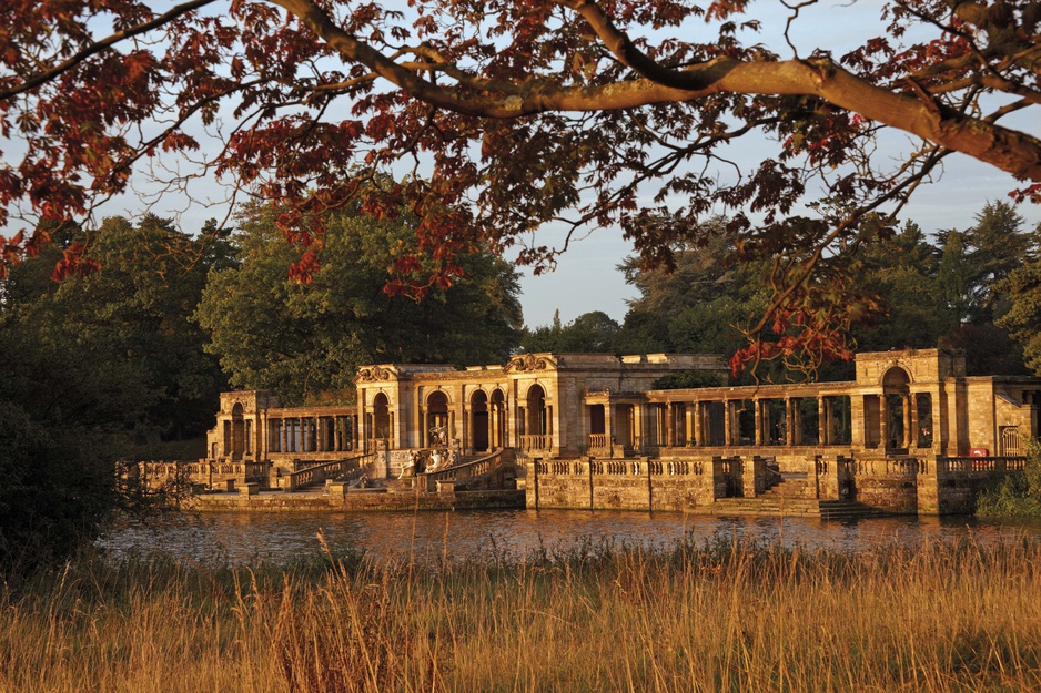 Hever Castle Loggia on the lake