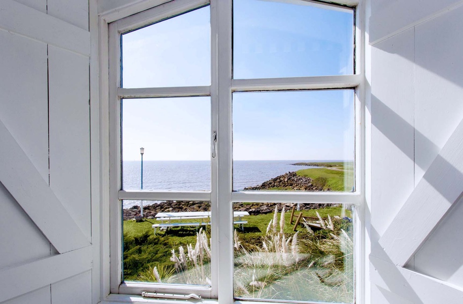 West Usk Lighthouse room beach view