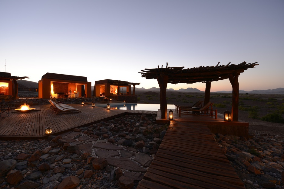 Okahirongo Elephant Lodge pool at night