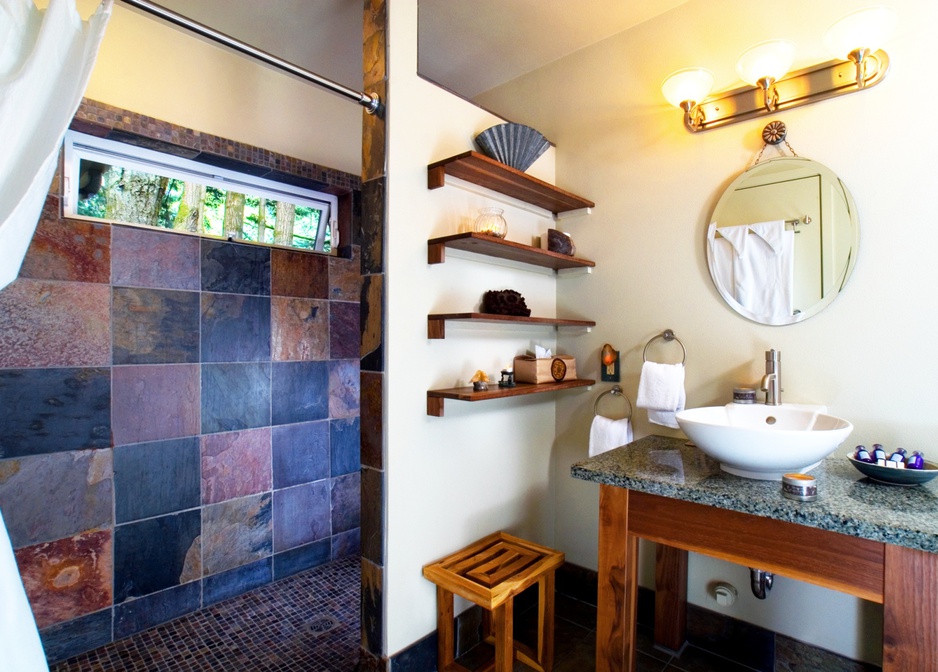 Cabin bathroom