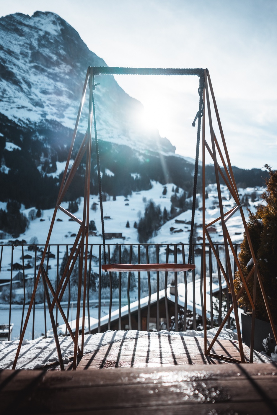 Hotel Glacier Panoramic Swing