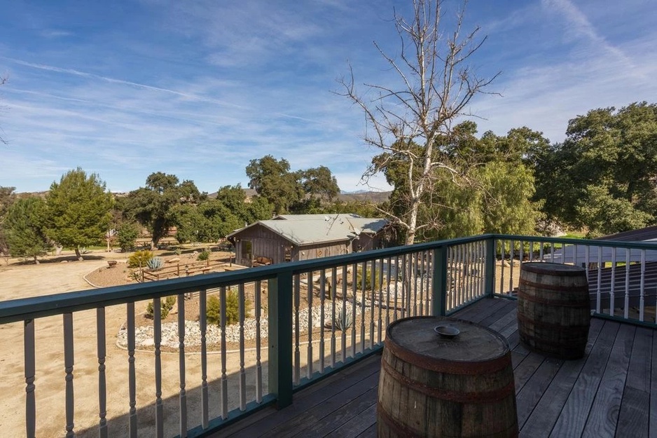 Old West Temecula Saloon Rooftop Terrace