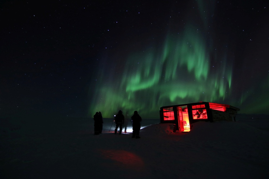 Hotel Rangá Stargazing Observatory with Northern Lights Above