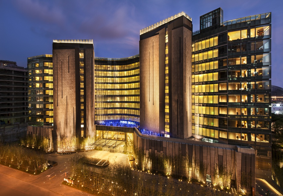 Banyan Tree Shanghai exterior