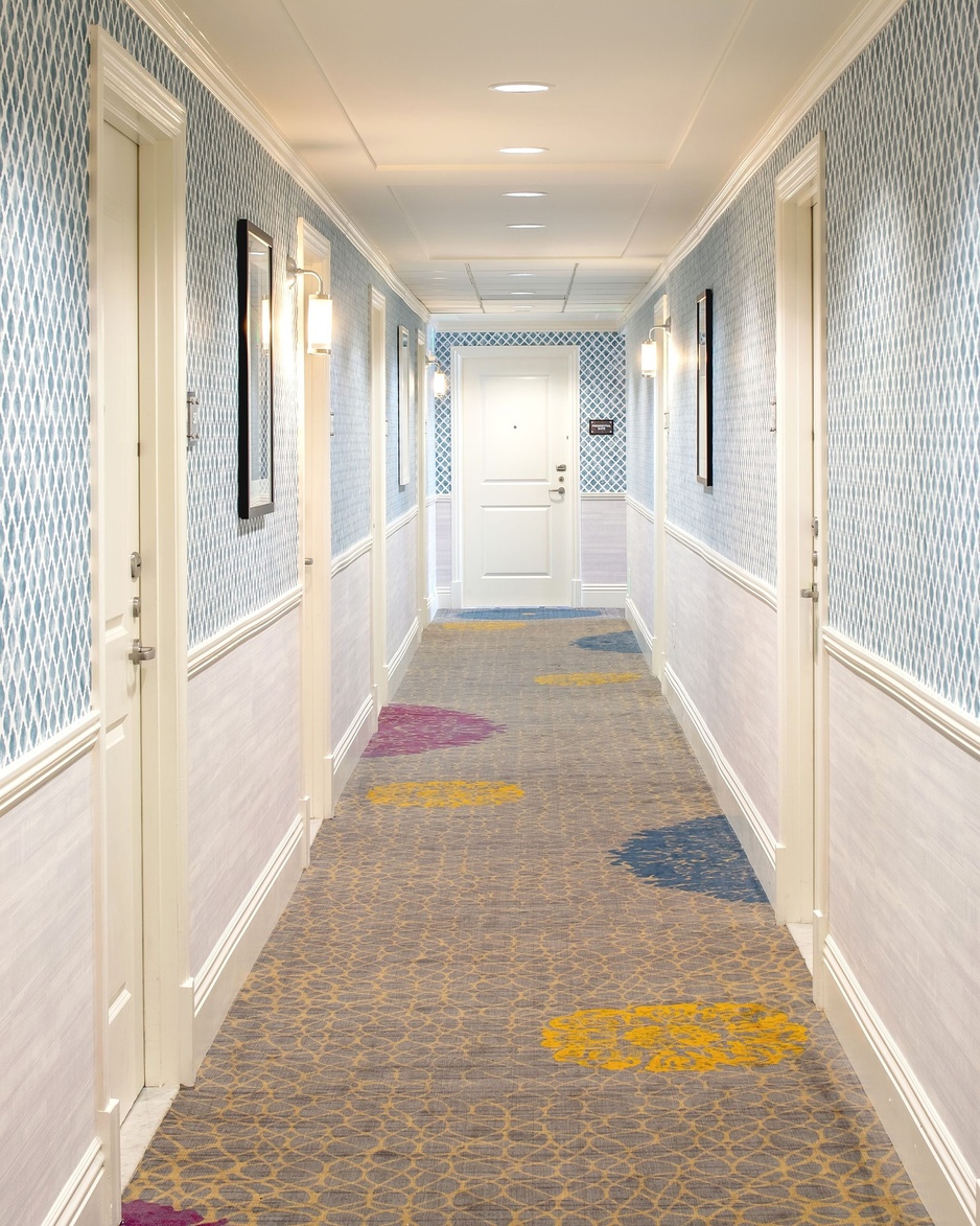 Hotel Shattuck Plaza Hallways