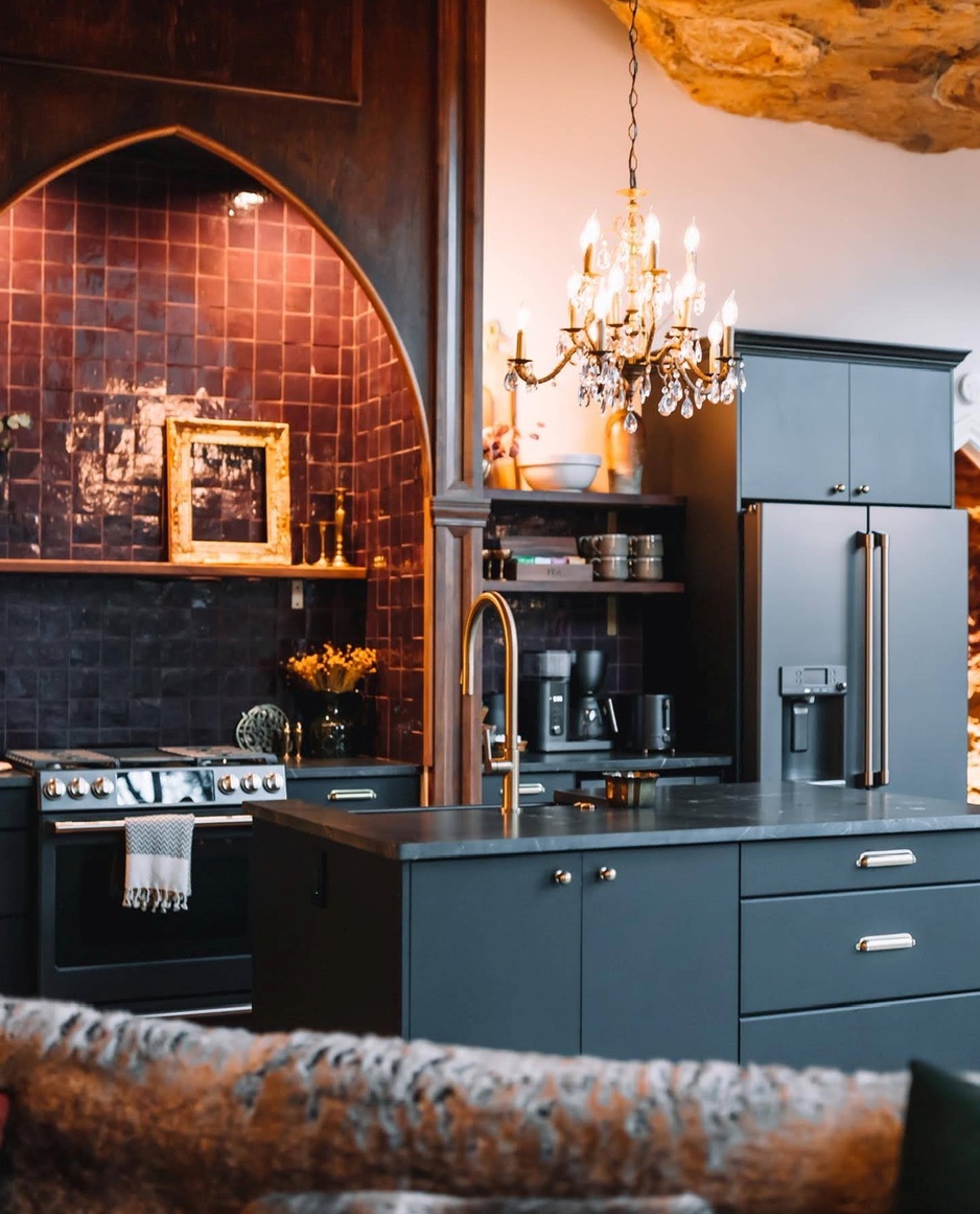 Dunlap Hollow Cave Posh Kitchen