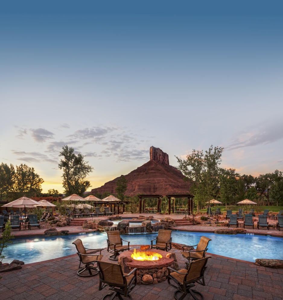 Gateway Canyons Resort Poolside Firepit