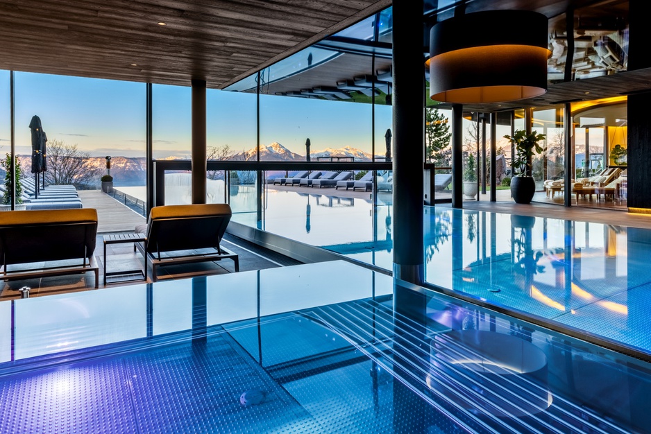 Hotel Chalet Mirabell Spa Indoor/Outdoor Pool