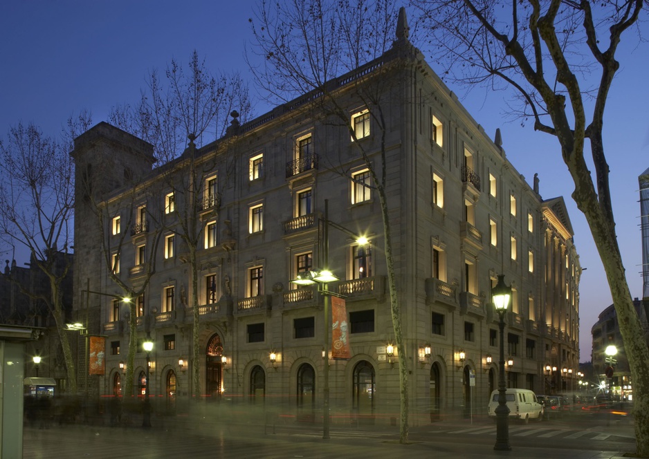 Hotel 1898 exterior on La Rambla