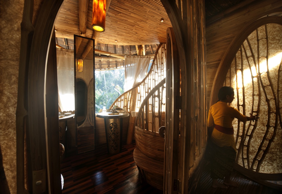 Sharma Springs Bamboo House Bathroom