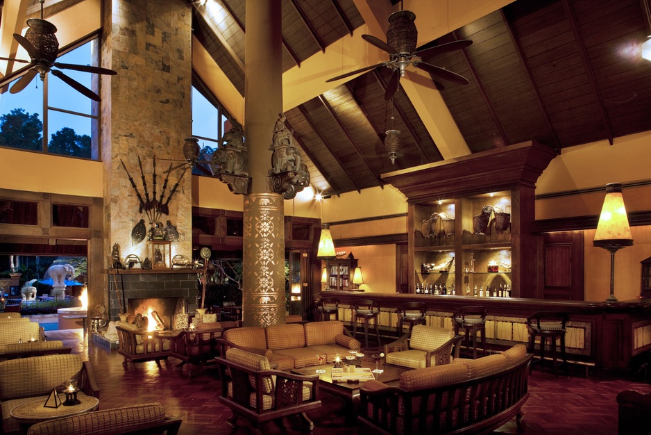 Anantara Golden Triangle Elephant bar