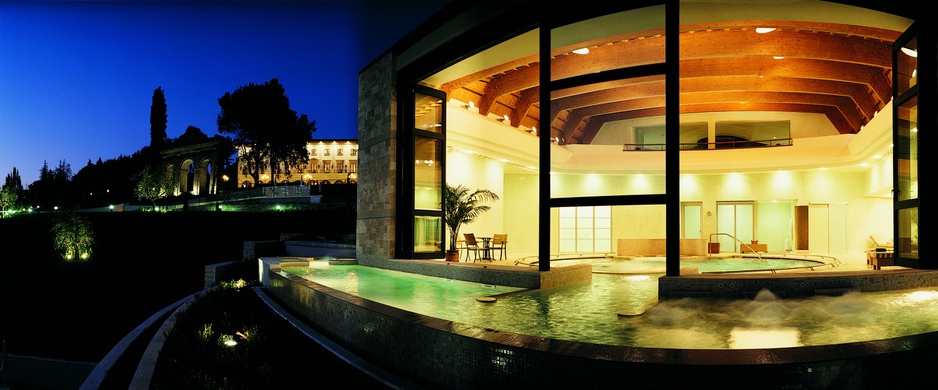 Fonteverde spa at night