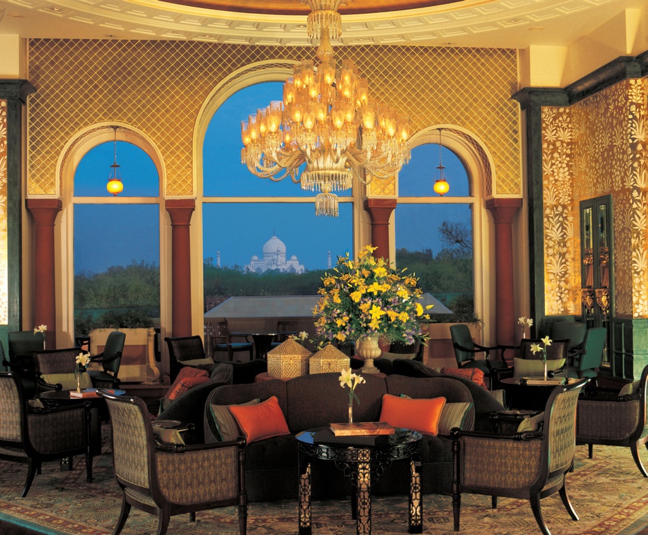 Oberoi Amarvilas lounge