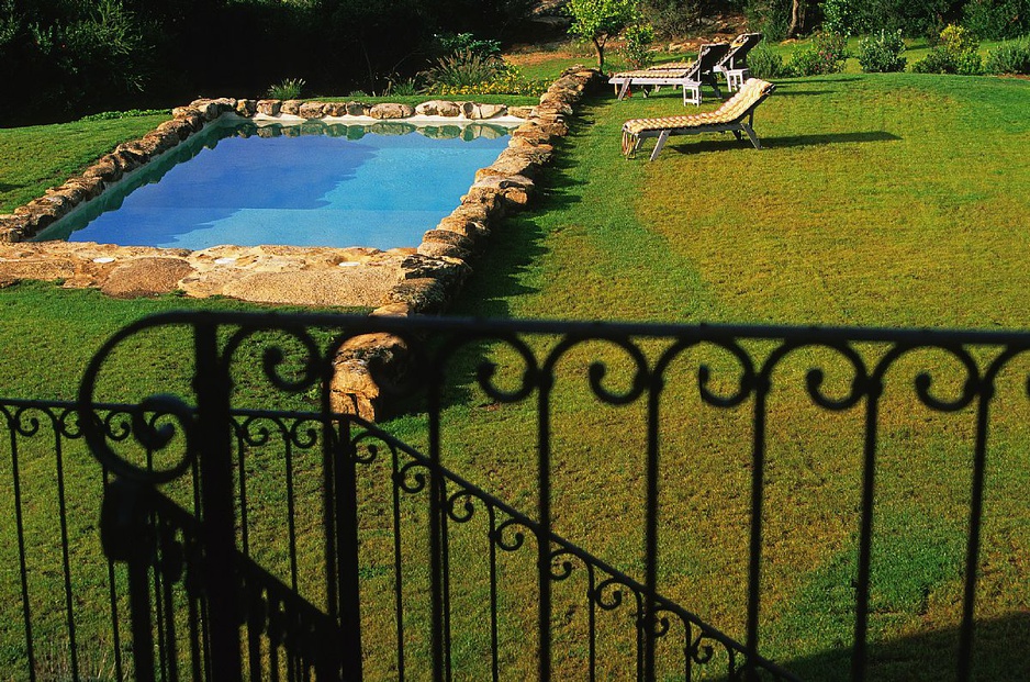 Stone swimming pool at Murtoli - A Figa hotel