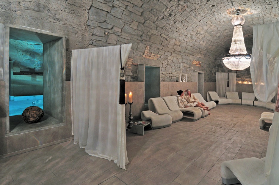 B2 Boutique Hotel spa