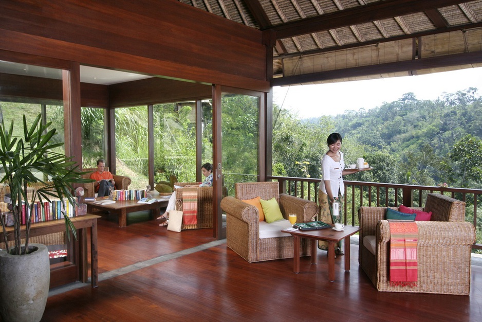 Library next to the gift shop at Hanging Gardens Ubud