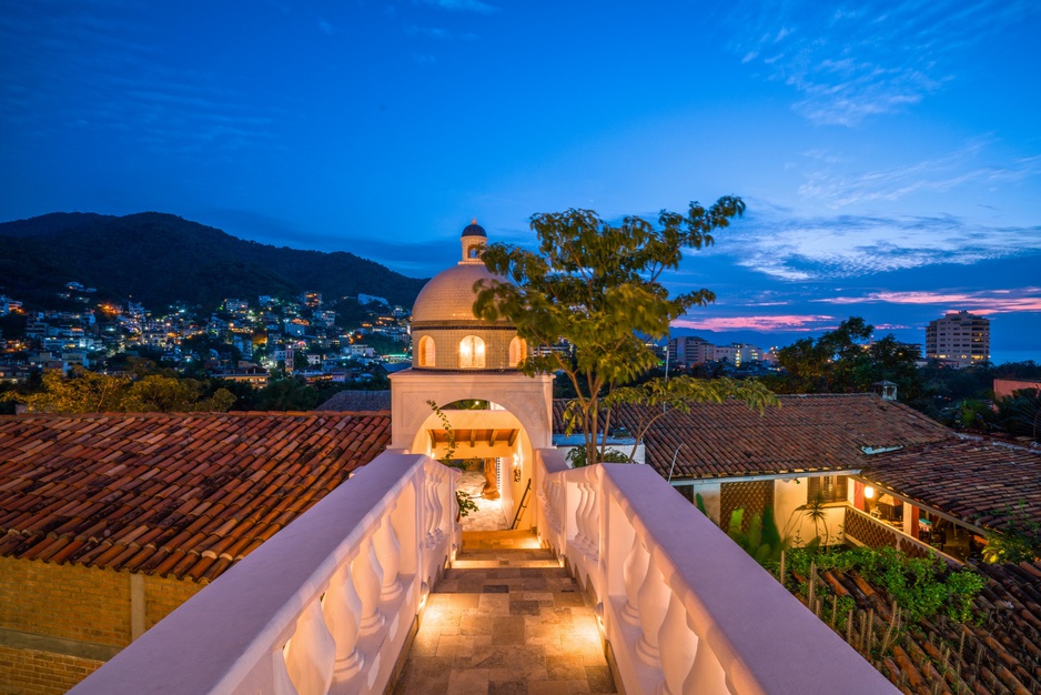 Casa Kimberly Boutique Hotel Bridge At Night