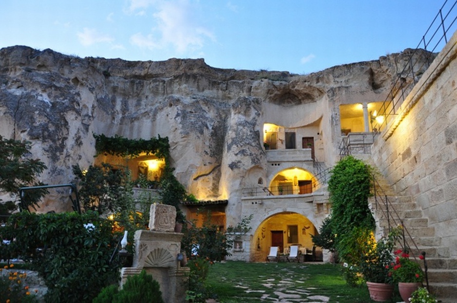 Elkep Evi cave hotel