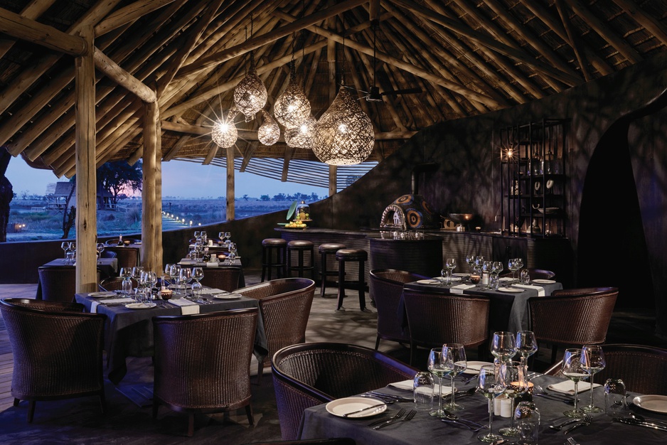 Belmond Eagle Island Lodge Restaurant