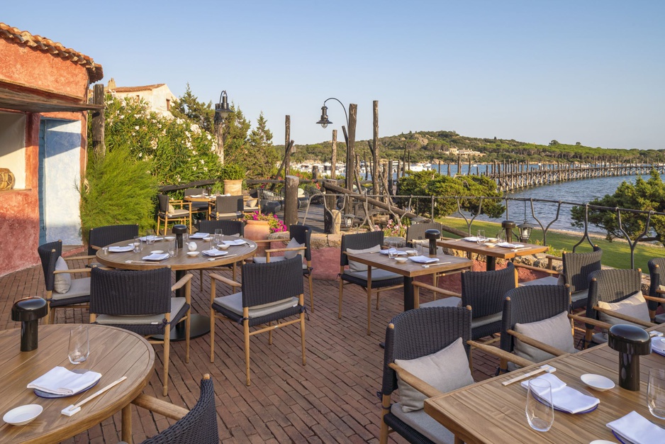 Matsuhisa at Cala di Volpe - Terrace and View over the pier