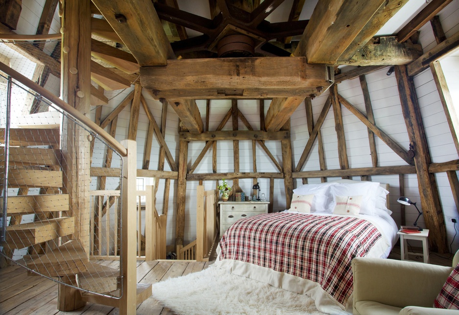 Old Smock Mill bedroom