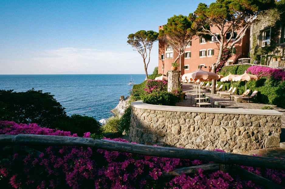 Mezzatorre Hotel Cliffside Retreat