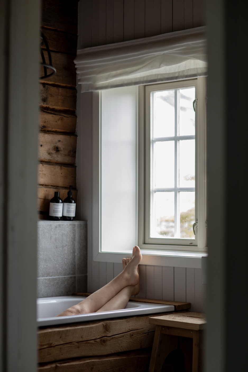 Nusfjord Arctic Resort Bathroom Tub With Sea View