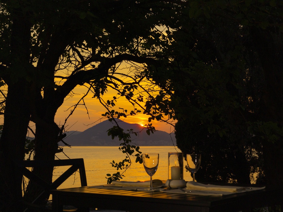 Aman Sveti Stefan Sunset