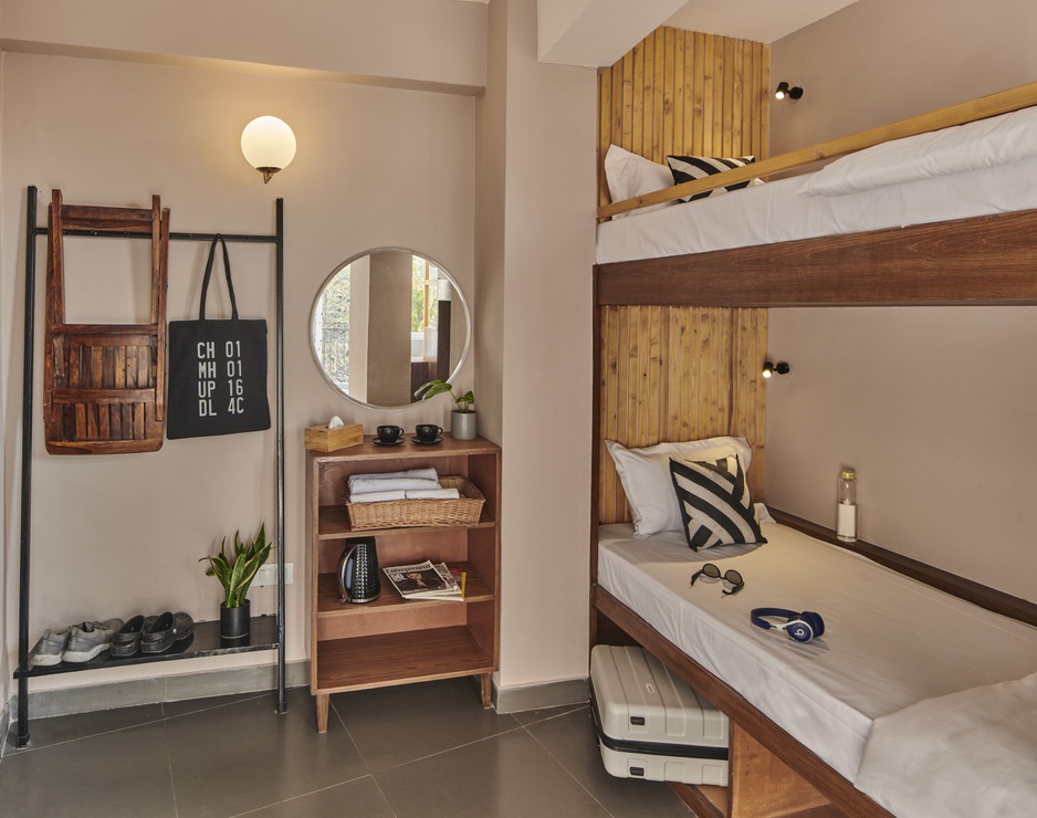 Minimalist Poshtel & Suites Twin Room