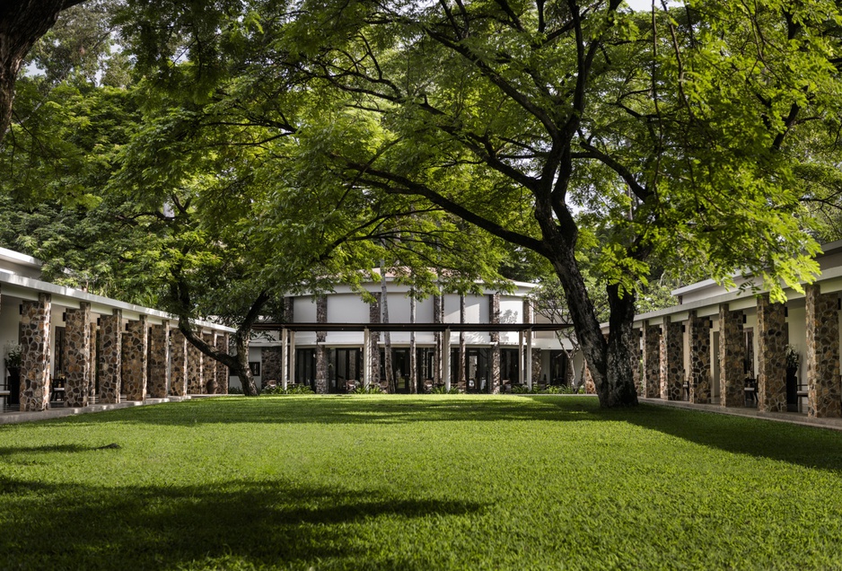 Amansara Resort Green Corridors