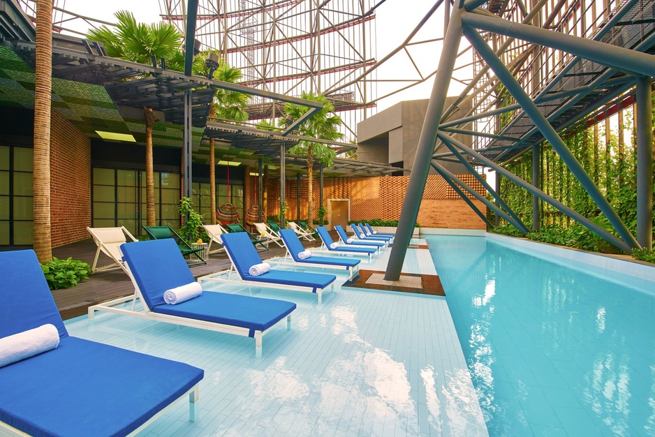 Oasia Hotel Downtown Singapore Rooftop Pool