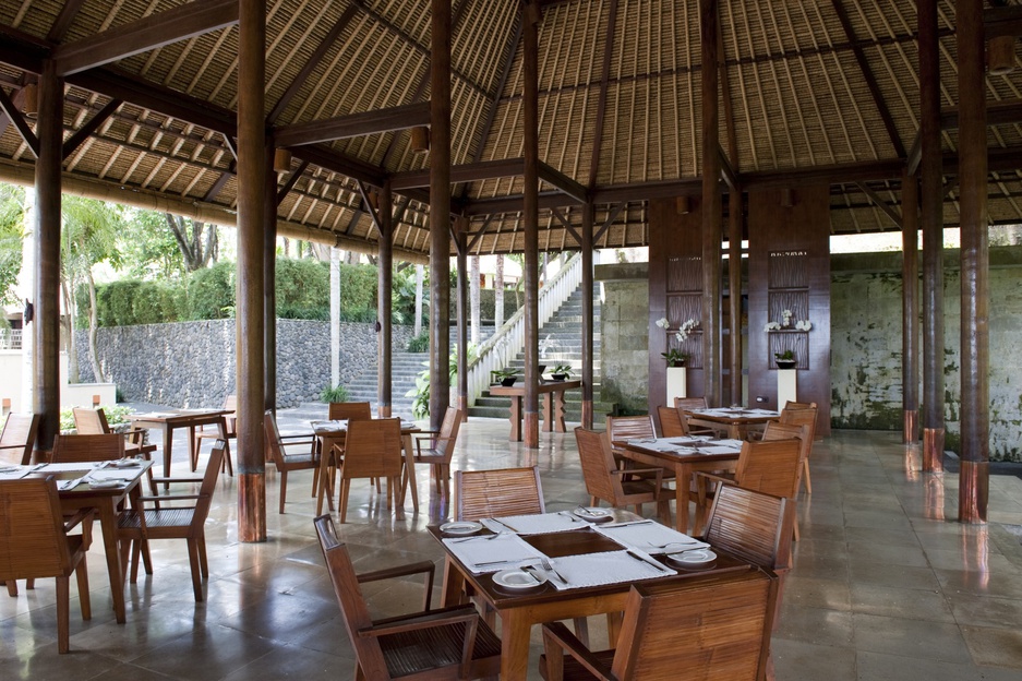 Alila Ubud plantation dining