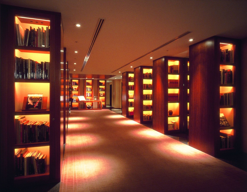 Park Hyatt Tokyo Library