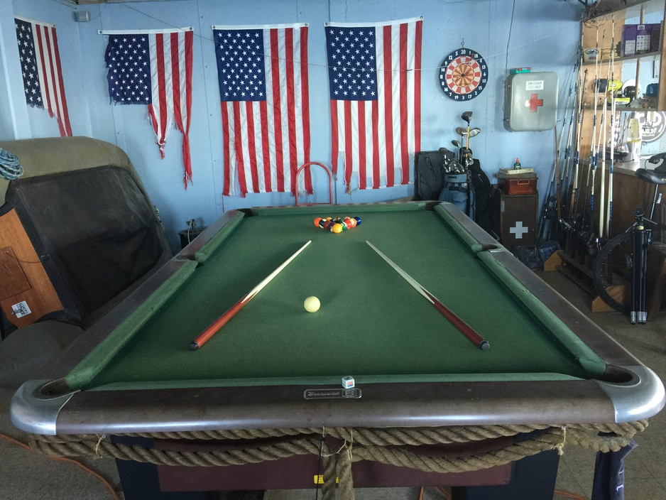 Frying Pan Hotel Pool Game