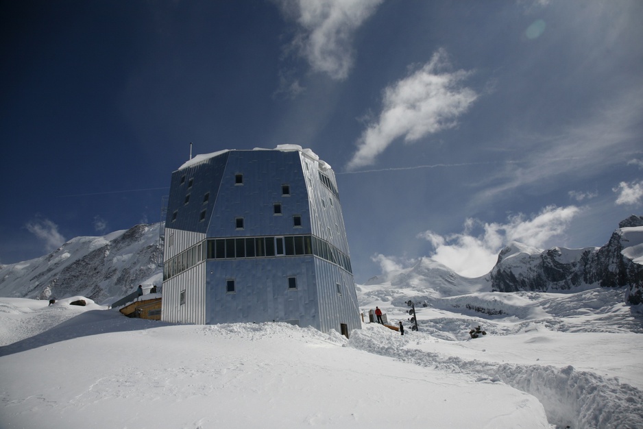 The New Monte Rosa Hut in winter