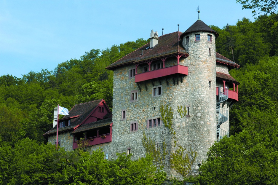 Youth Hostel Mariastein-Rotberg castle