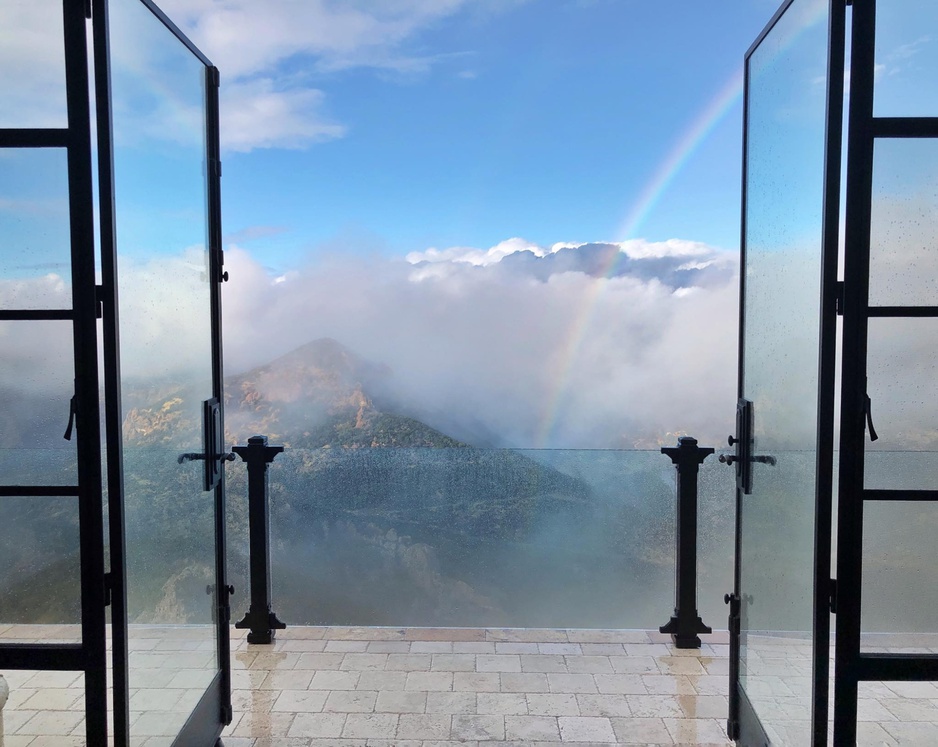 Malibu Rocky Oaks Panorama Above The Clouds