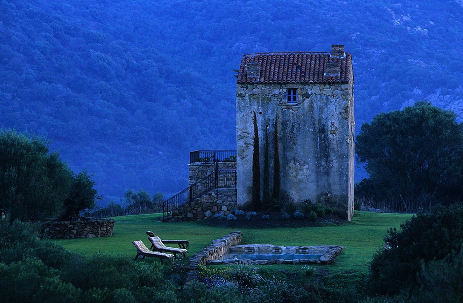 Old villa in the Corsican nature