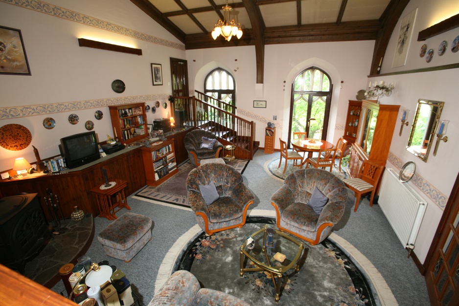 The Old Church of Urquhart lobby