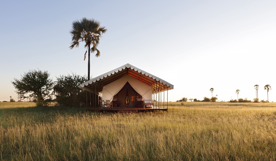 San Camp Bedroom Tent And The Surrounding Wilderness