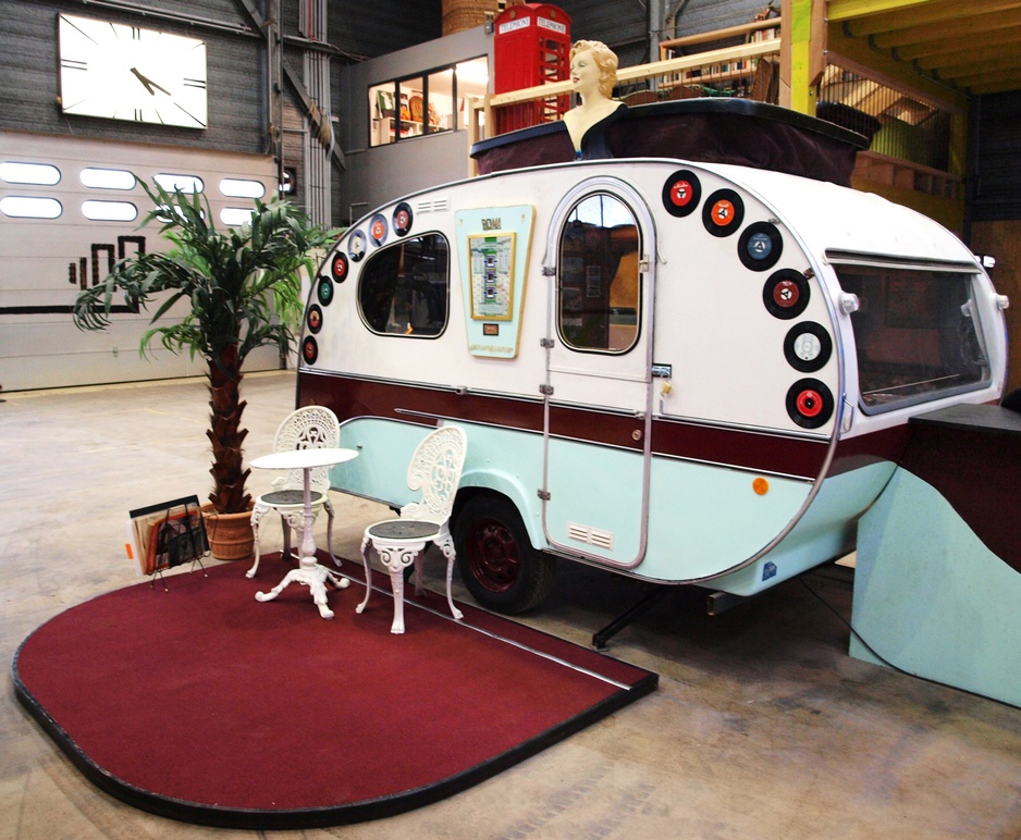 Rockabilly trailer