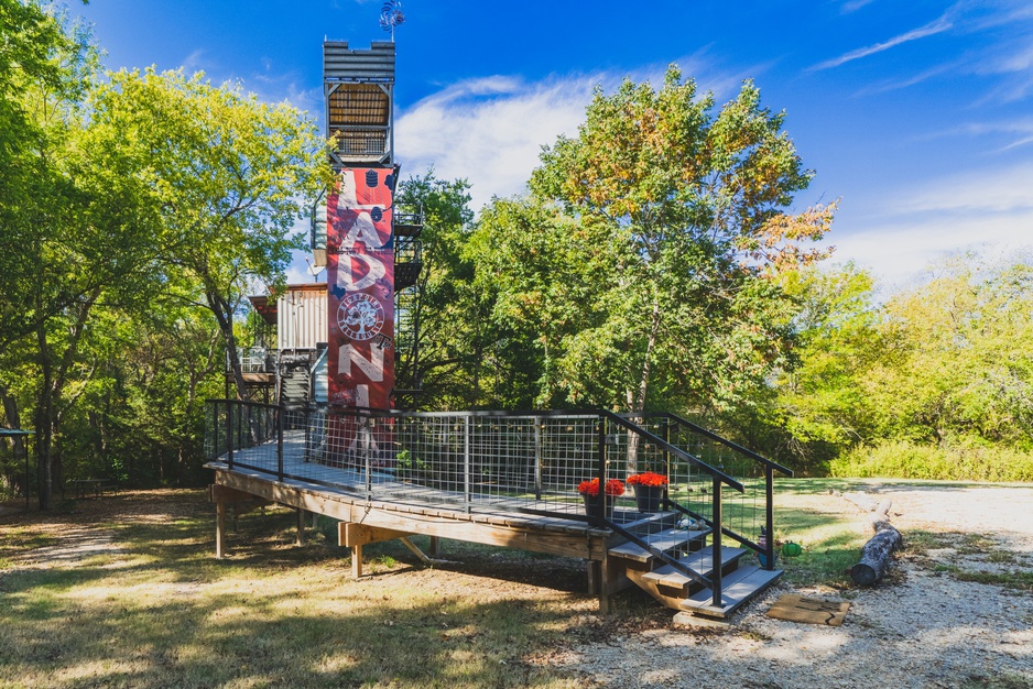 Air Castle container tower