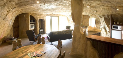 Mira Mira Fantasy Accommodation - Fairytale Cave Hotel