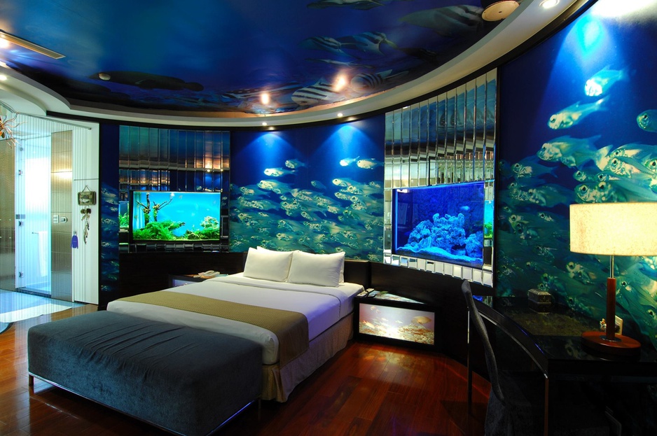 Eden Motel Taiwan aquarium room